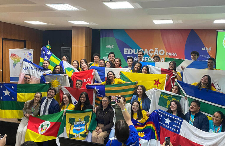 Aluna de Taguatinga representa o DF na fase internacional do Parlamento Juvenil do Mercosul