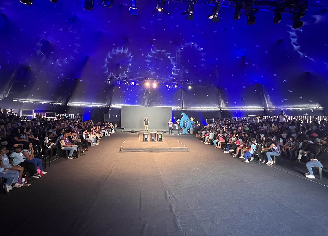 Quinhentas crianças participam de programa de educação ambiental na Feira do Livro de Brasília
