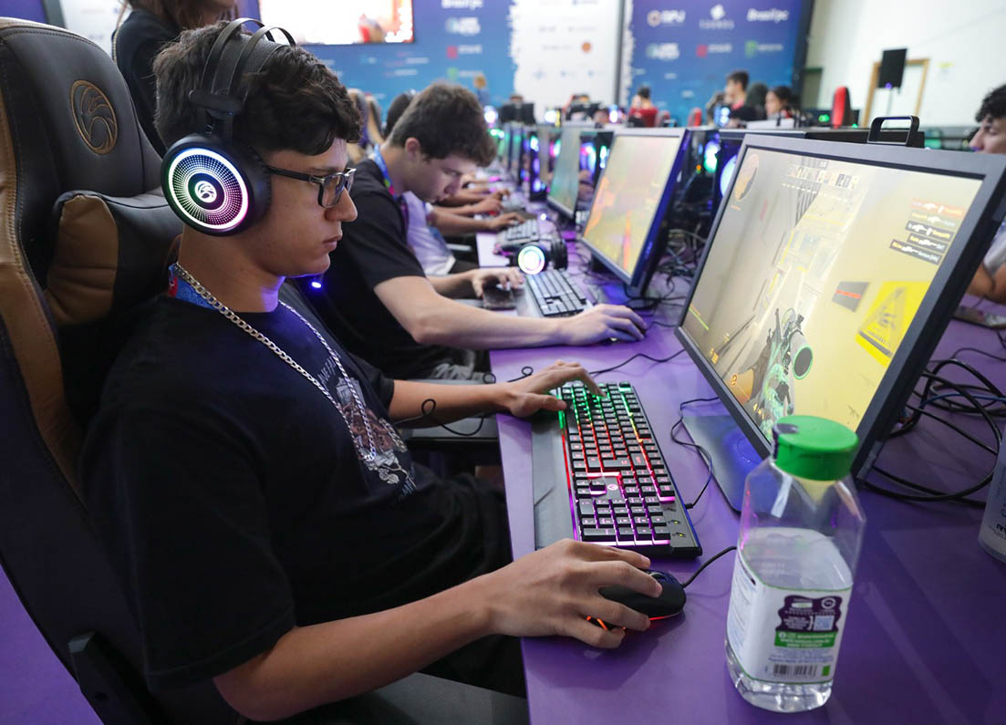 Desenvolvedores do DF recebem apoio para criar games com estímulo à cultura e à educação