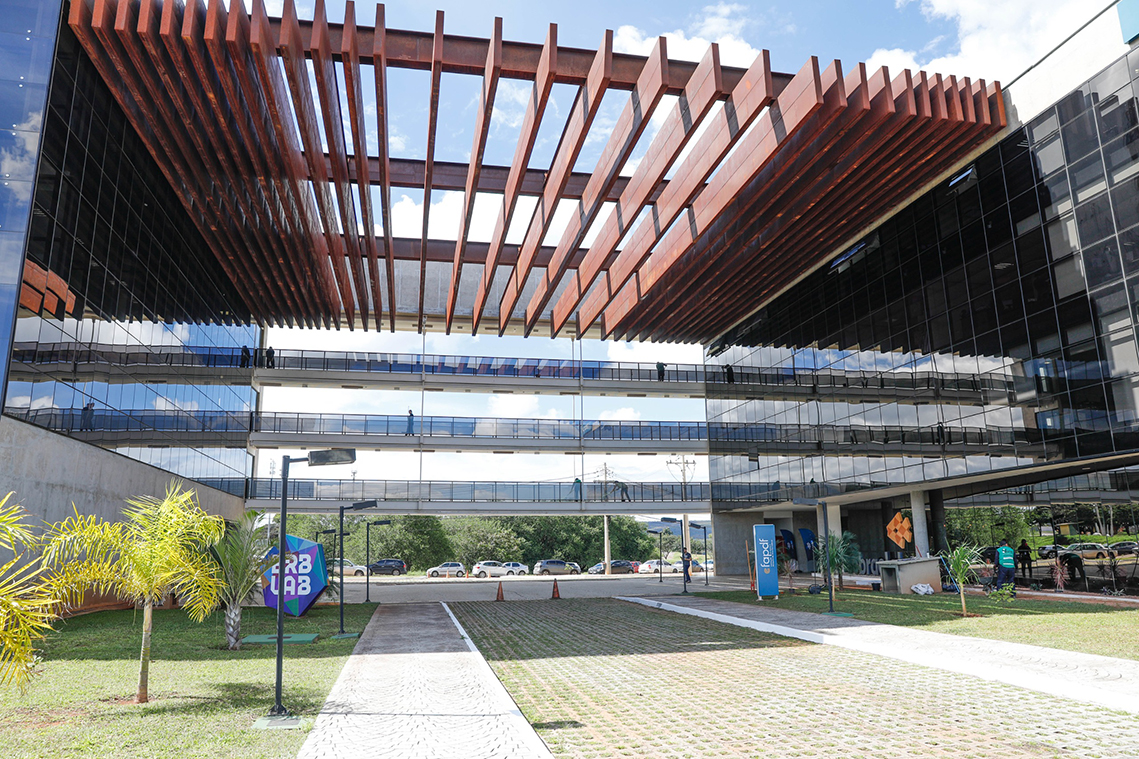 Tecnologia e inovação movem feira de negócios em Brasília